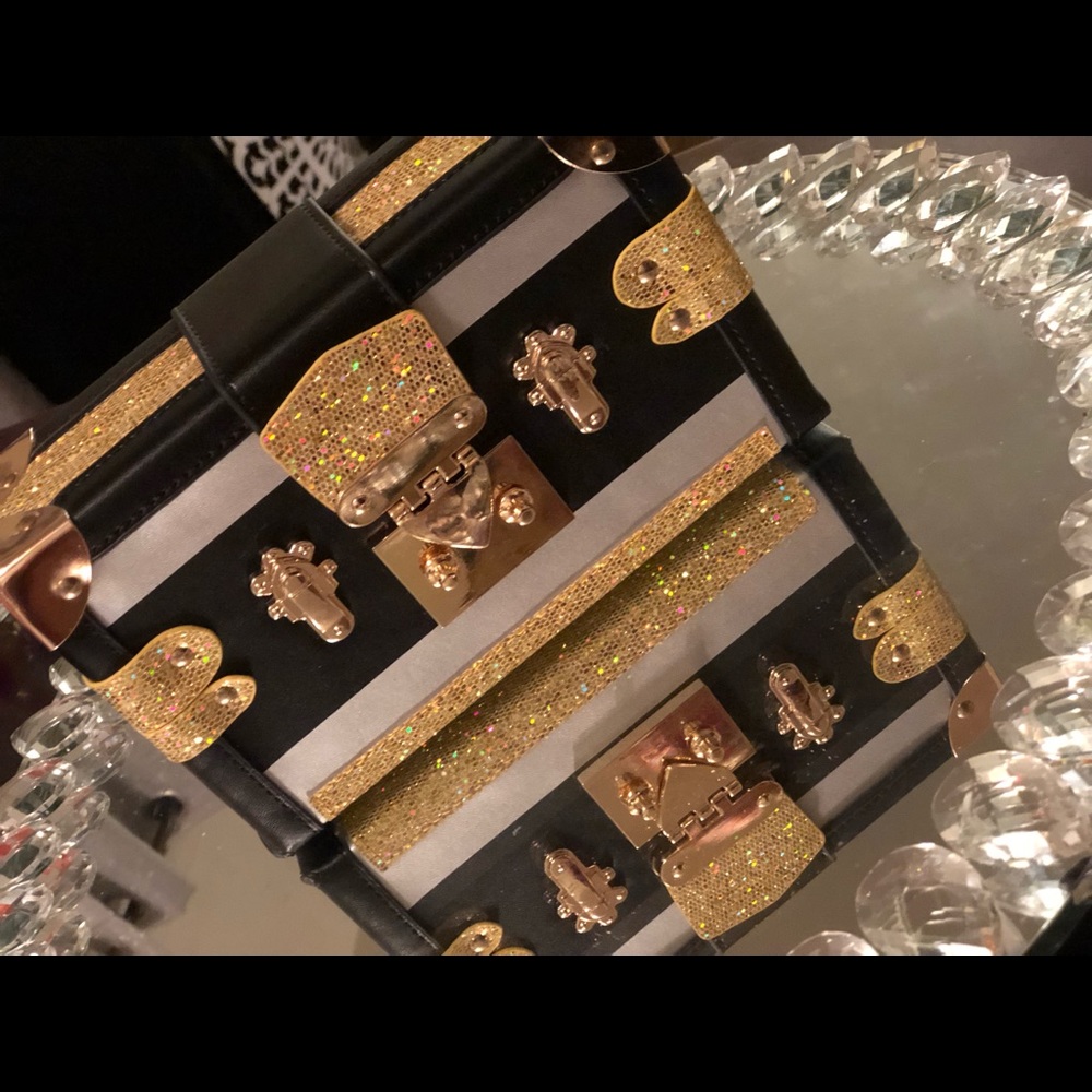 Black, white & gold crossbody purse